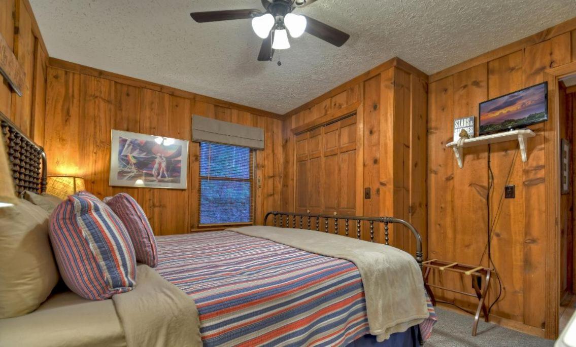 American Dream Americana Decor Close To Downtown Blue Ridge Luaran gambar